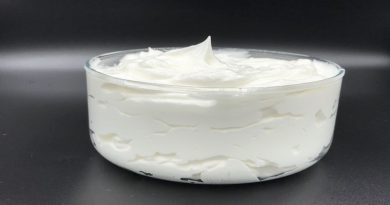 Preparation for powder light whipped cream
